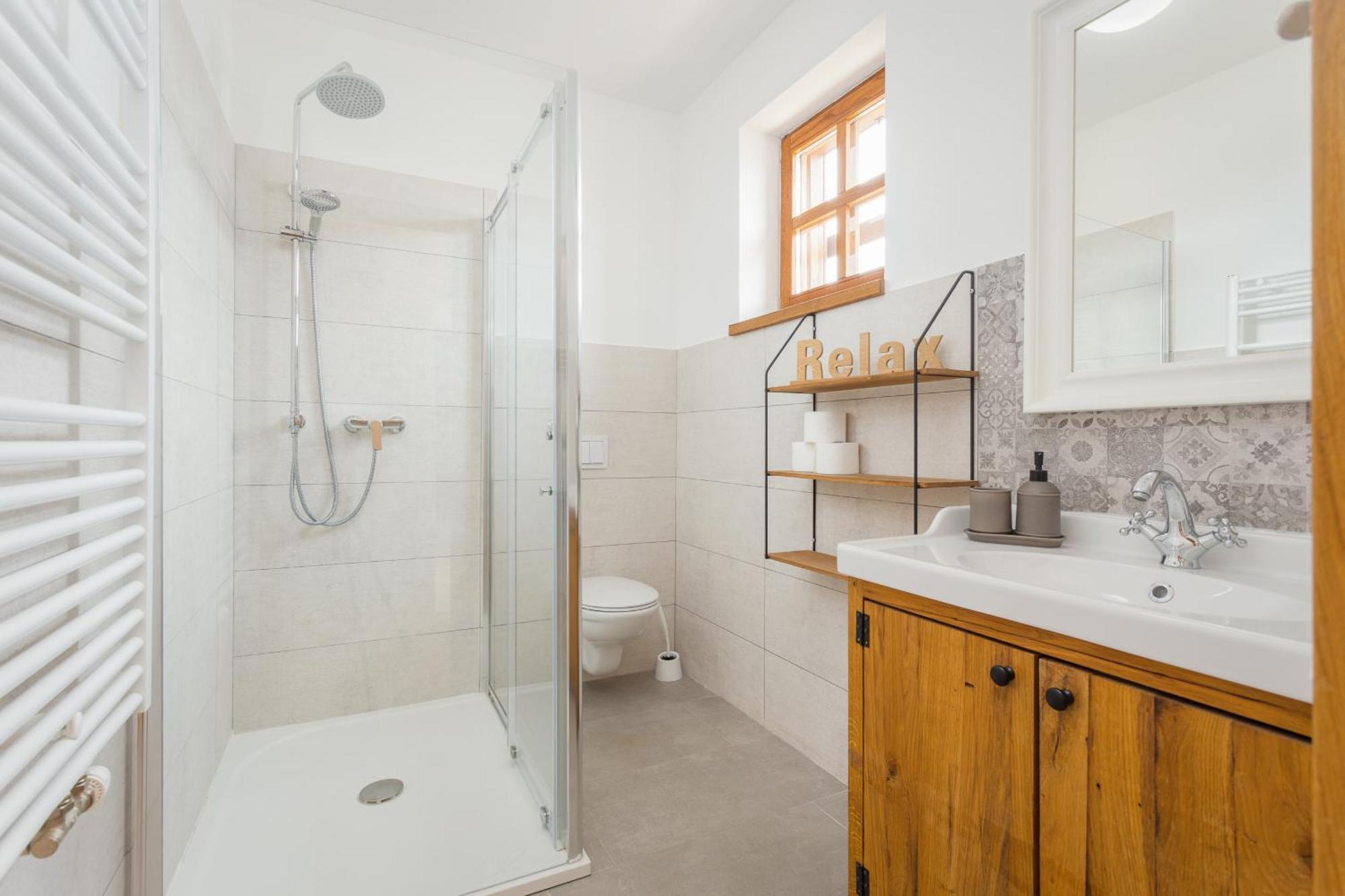 Villa Cirka In Central Istria For 14 Persons With Pool Heating & Pool Table Svetvincenat Bagian luar foto