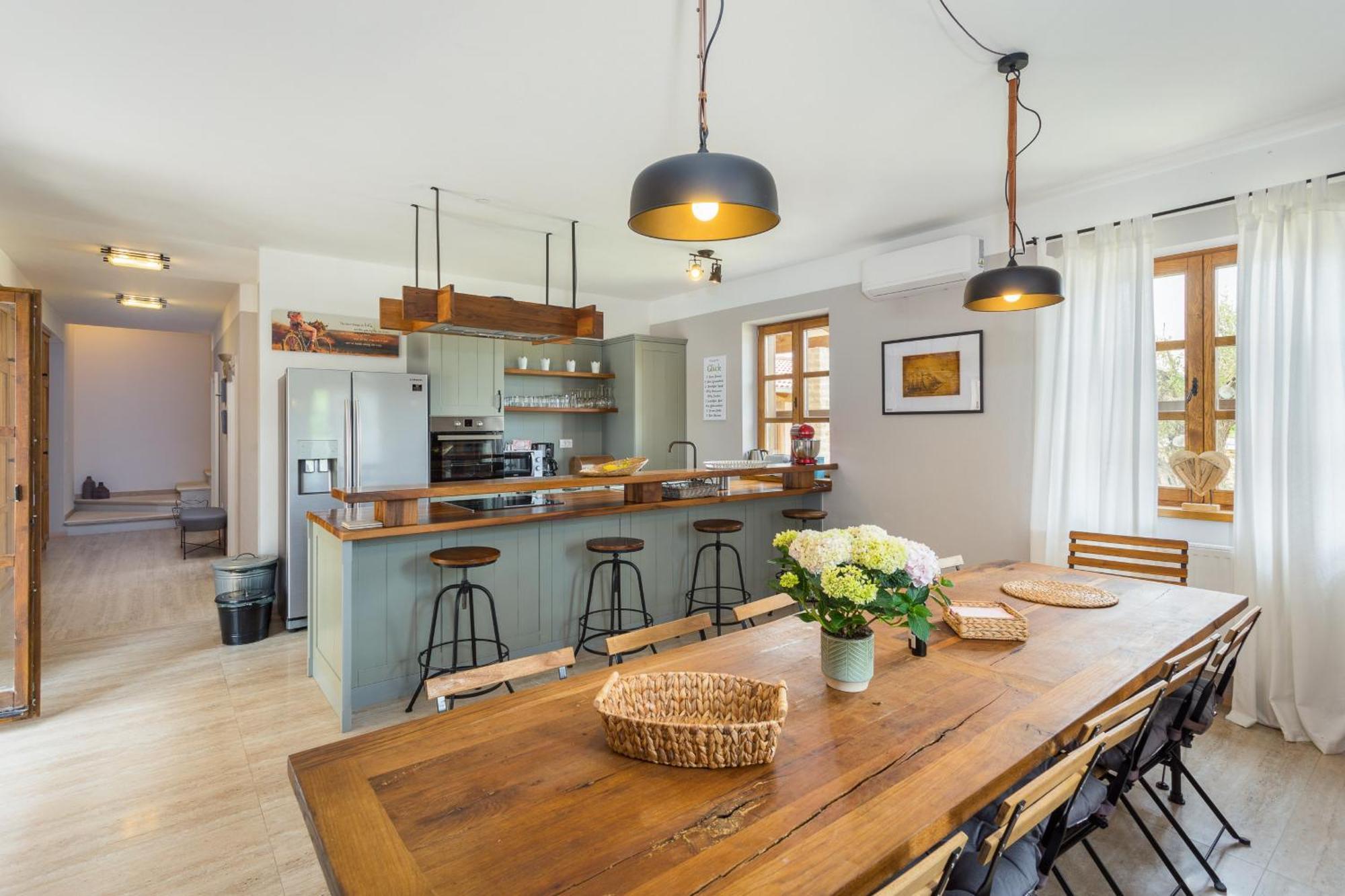 Villa Cirka In Central Istria For 14 Persons With Pool Heating & Pool Table Svetvincenat Bagian luar foto